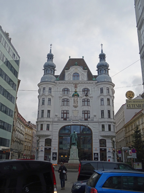 Vienna D2 3