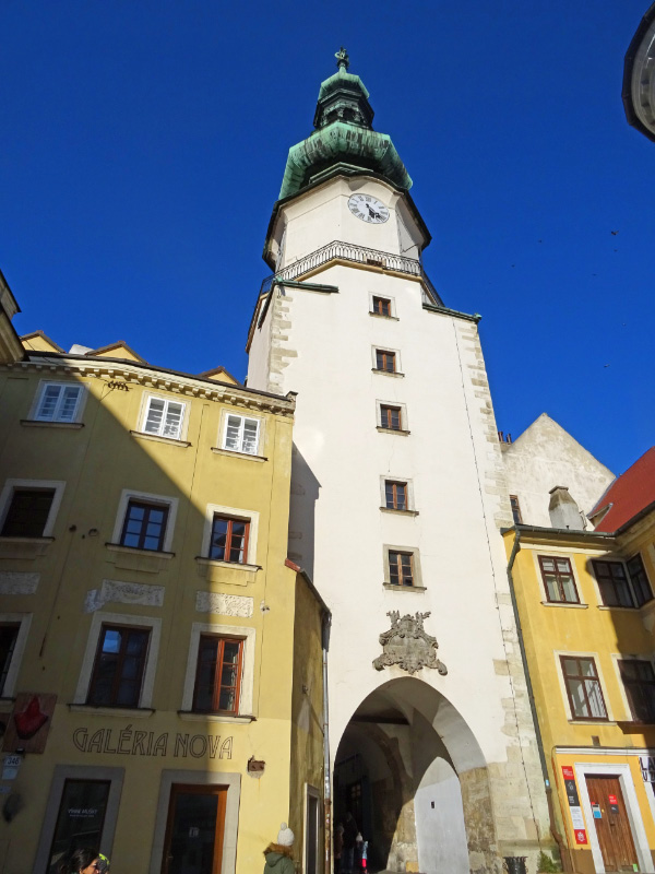 Bratislava17-D3-20