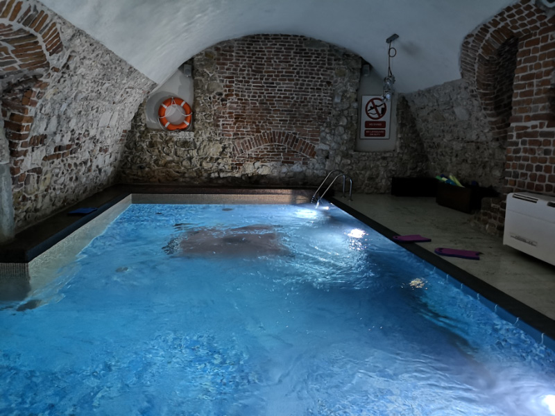 Hotel Pool 1