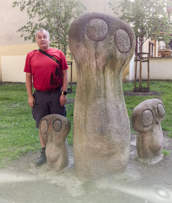 Statues 5