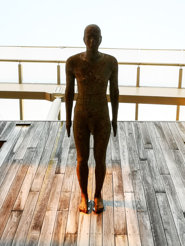 Statues 14