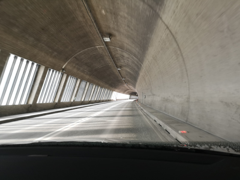 Tunnel