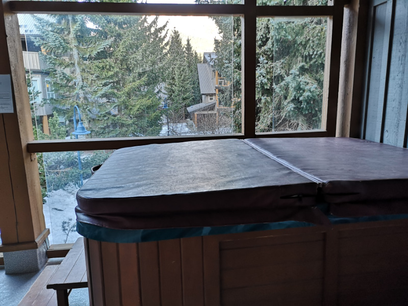 Hot tub