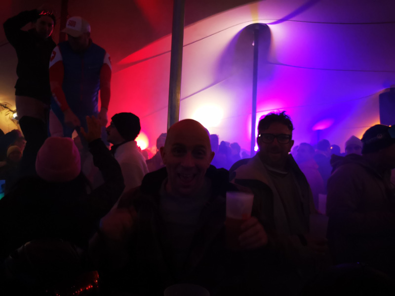 Bar 2