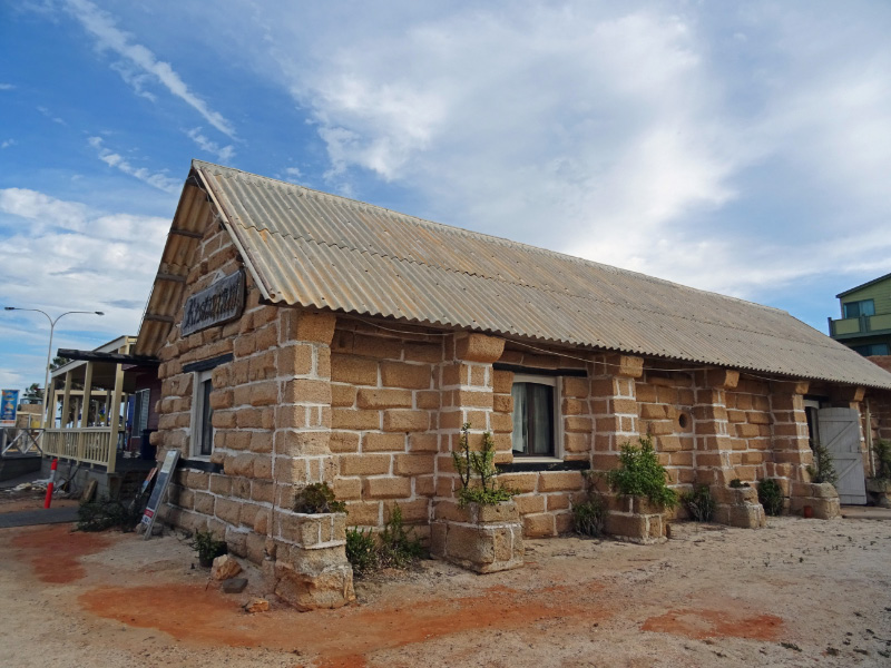 Restaurant 2