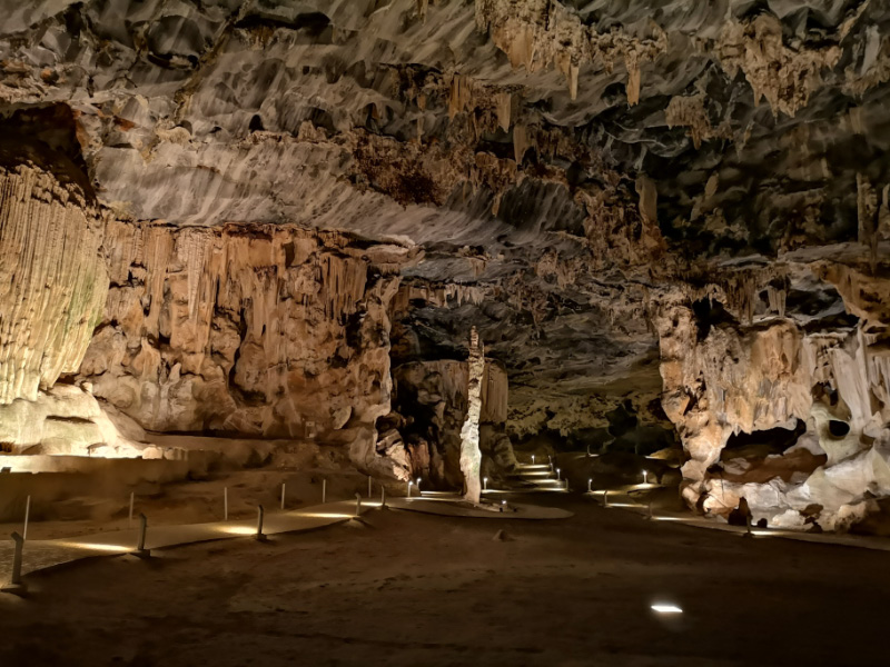 Caves 2