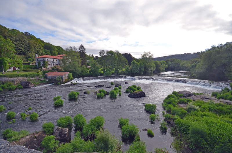 Weir