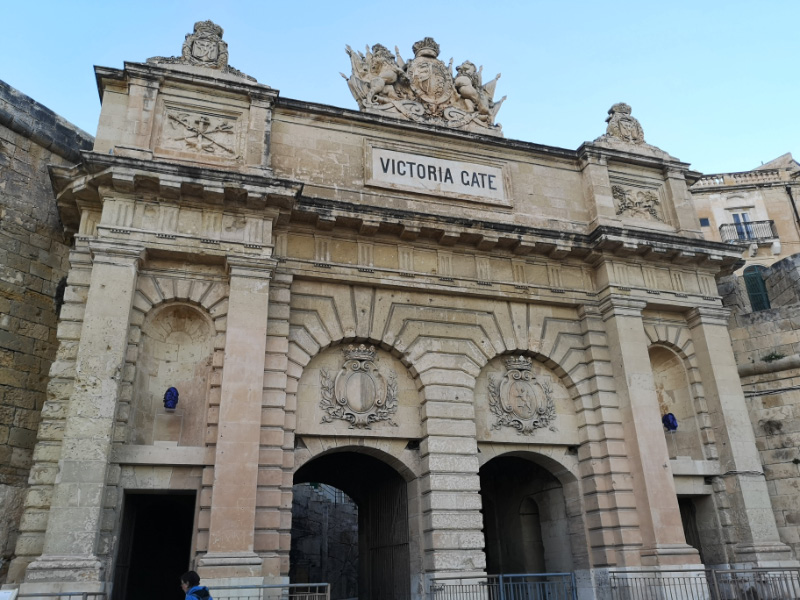 Victoria Gate