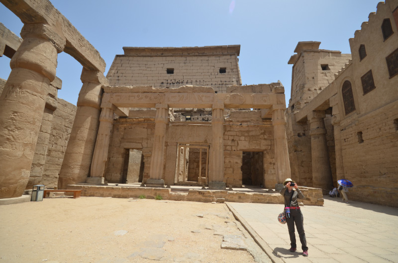 Luxor 12