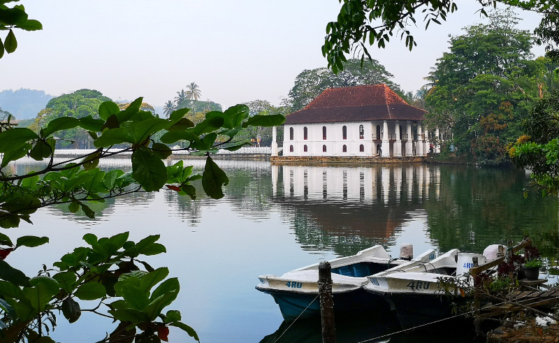 Lake 28