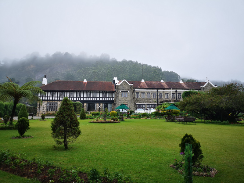 Hill Club 1